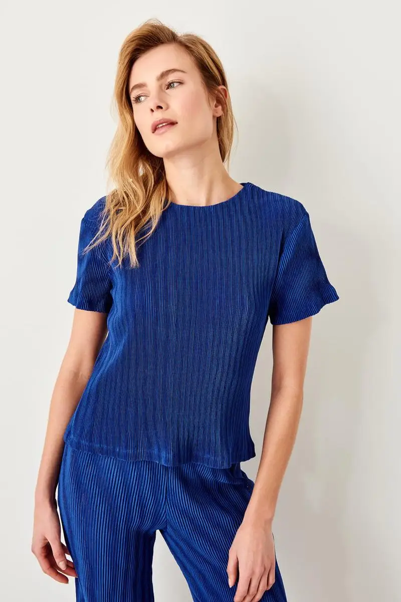 

Trendyol Saks Pleated Knitted Blouse TWOSS19VG0111