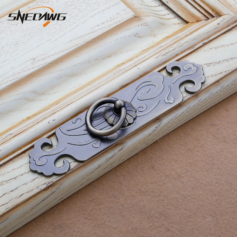 Furniture Handle Antique Zinc Alloy Furniture Handles Wardrobe Door Pulls Single Hole Kitchen Cabinet Furniture Door Handles Furniture Handle Antique Zinc Alloy Furniture Handles Wardrobe Door Pulls Single Hole Kitchen Cabinet Furniture Door Handles