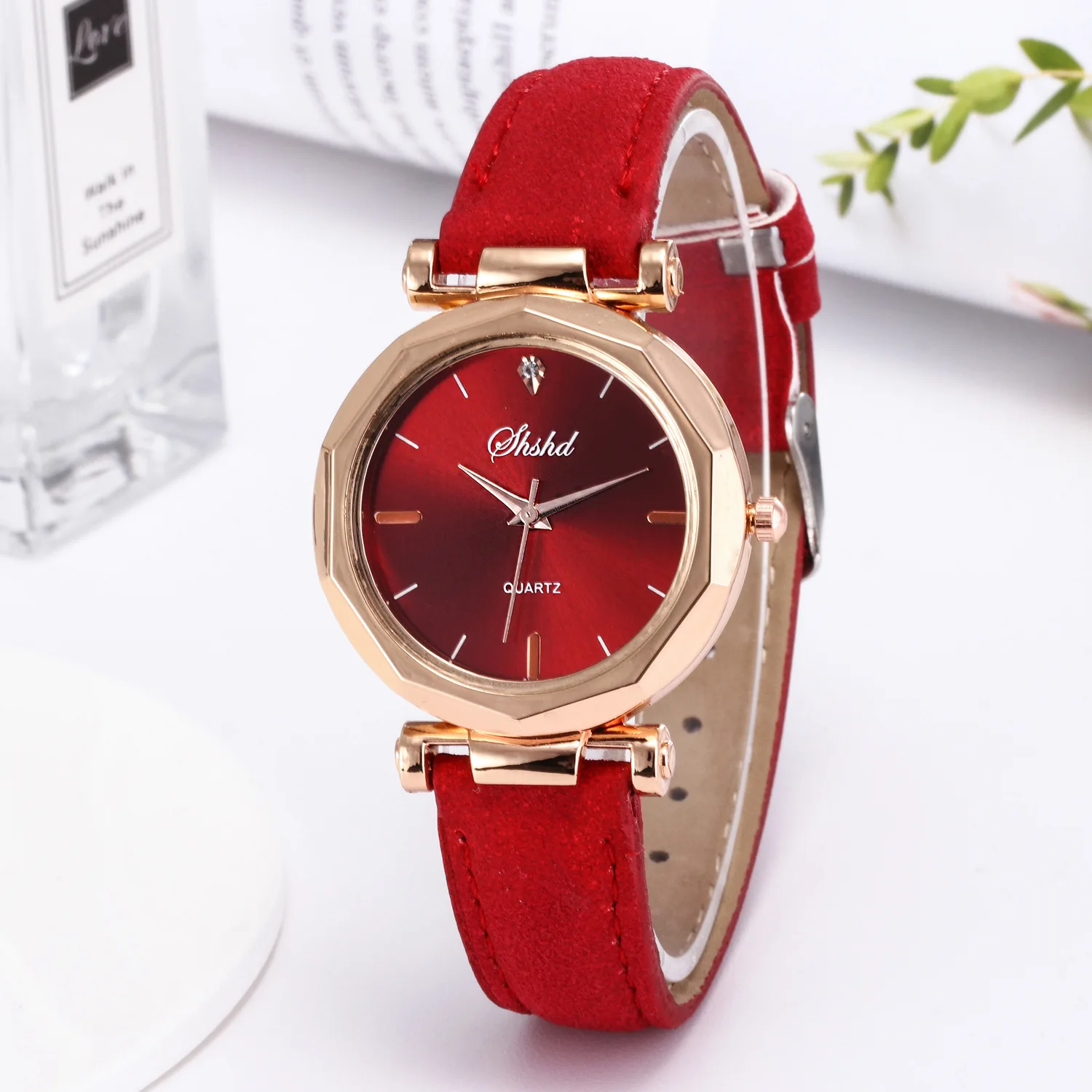 

Luxury Ladies Watch Crystal Women Watches 2019 Magnetic Female Wristwatch Rhinestone Watch Relogio Feminino Reloj Mujer Red