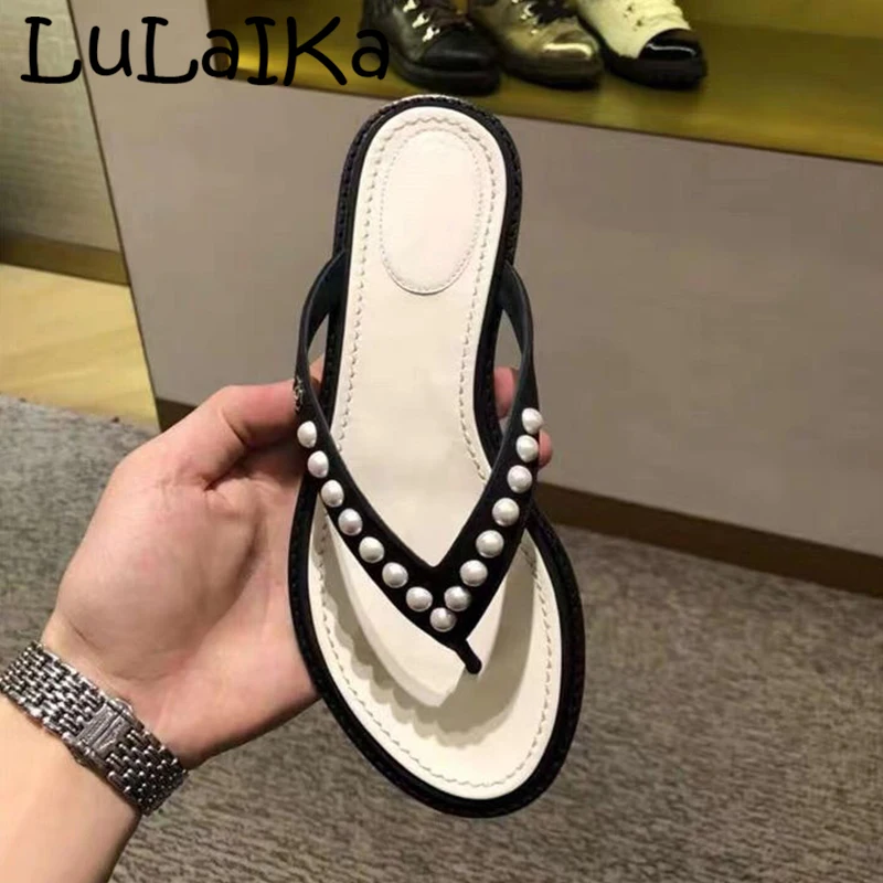 

2019 Fashion New Brand Woman Spell Color Slippers Summer Sexy Pearl Shining Shoes Lady Non-slip Indoor Outdoor Flip Flops