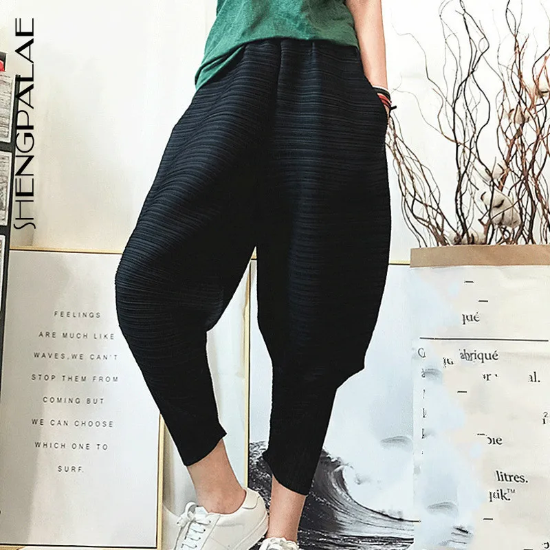 

SHENGPALAE 2019 Spring New Pattern Elastic Waist Pleated Ankle-Length Solid Color Loose Ladies Fashion Harem Pants BA696