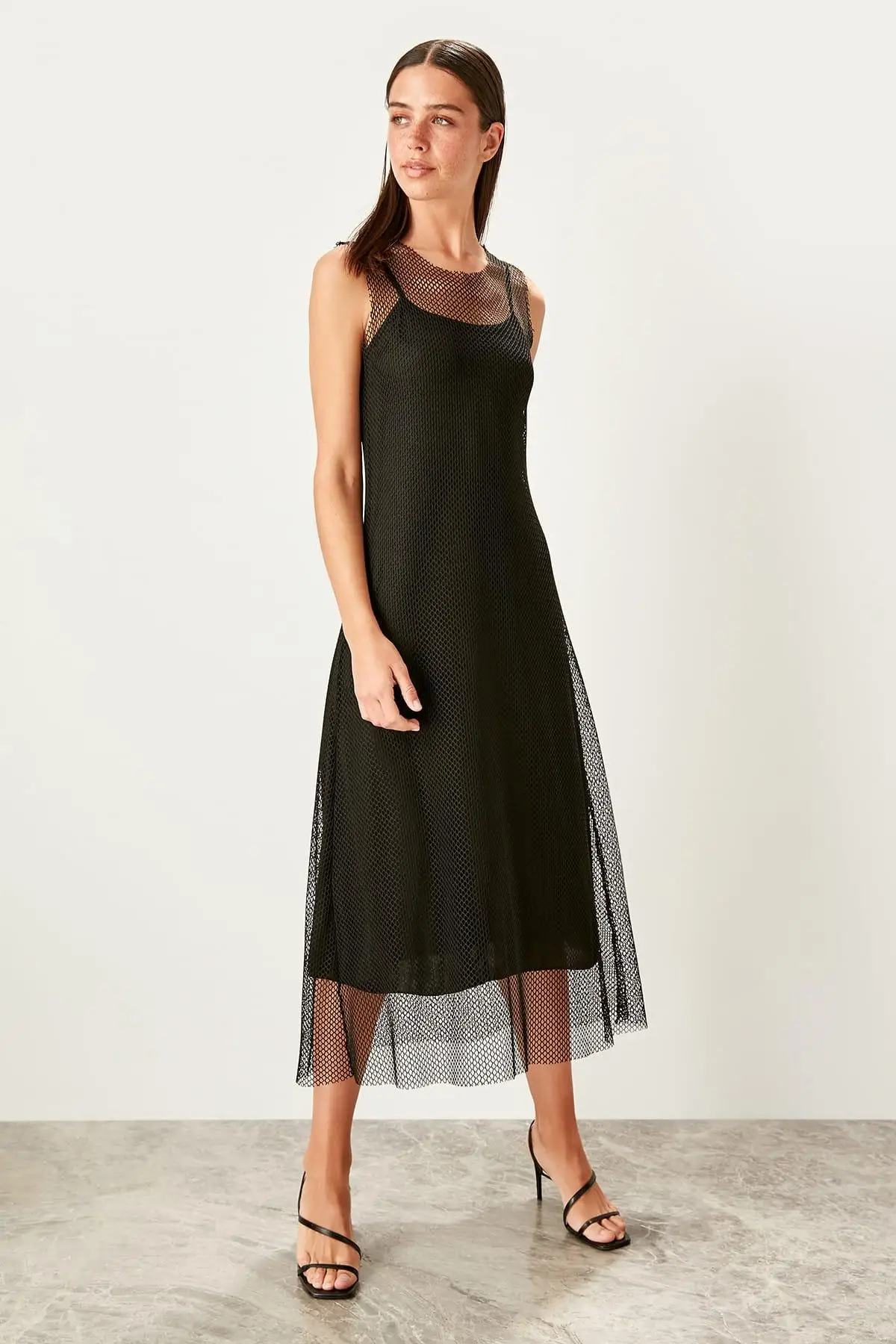 Trendyol черное ажурное трикотажное платье TWOSS19OS0114|Платья| |