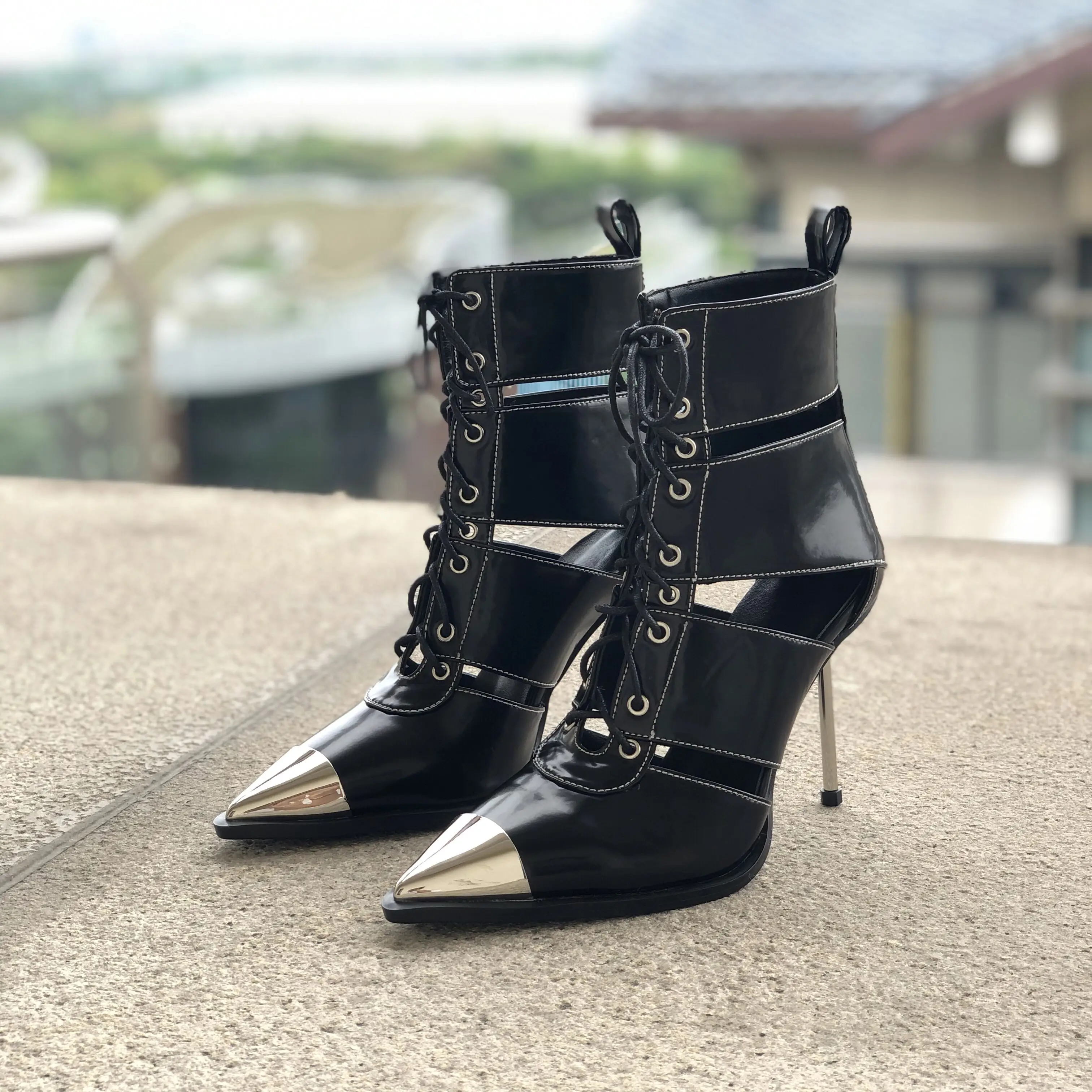 

Top Quality Black Leather Women Chelsea Boots Lace-up Metal Pointed Toe Cut-out Ridding Boots High Stiletto Gladiator Heels Boot