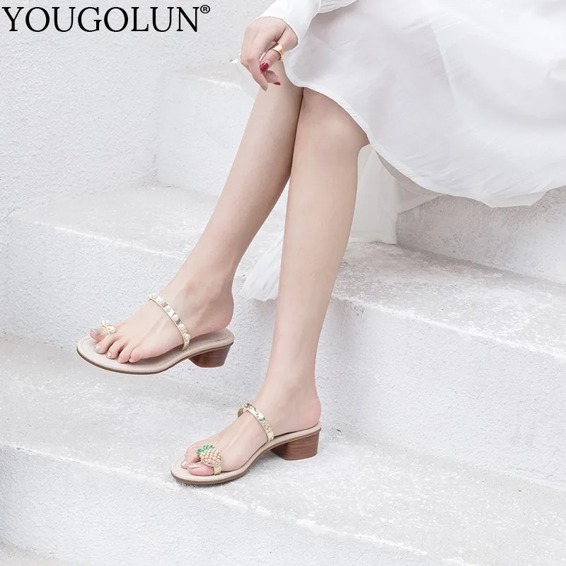

Sweet Women String Bead Slides Fashion Ladies Summer Open Toe Pearl Metal Slipper Flat Heel Outdoor Loafers Shoes YOUGOLUN B097