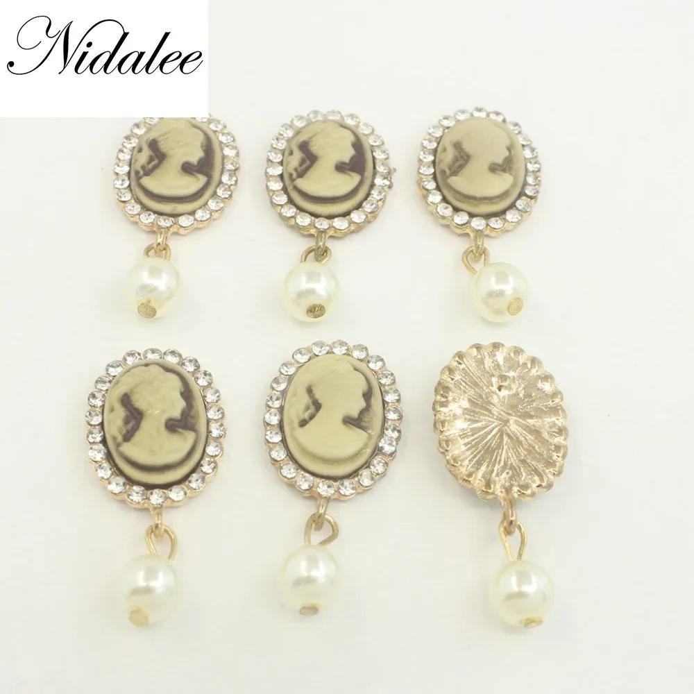 

Nidalee Pendant Rhinestone Jewelry Acrylic Flatback Gemstone Button Crystal for Wedding Costume Embellishment Fashion Applique