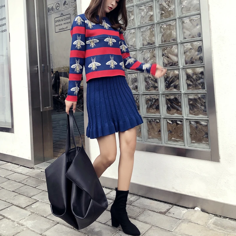 

Wholesale 2019 winter postpartum women lactation sweater suits long sleeve breastfeeding knitted tops+pleated skirt clothes set