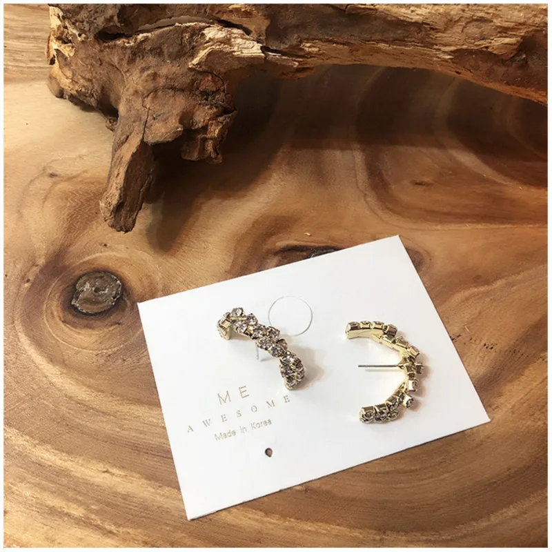 

2019 Korea New Design Creative High-grade Elegant Crystal Earrings Round C-shaped Gold Earrings Wedding Party Earrings For Woman