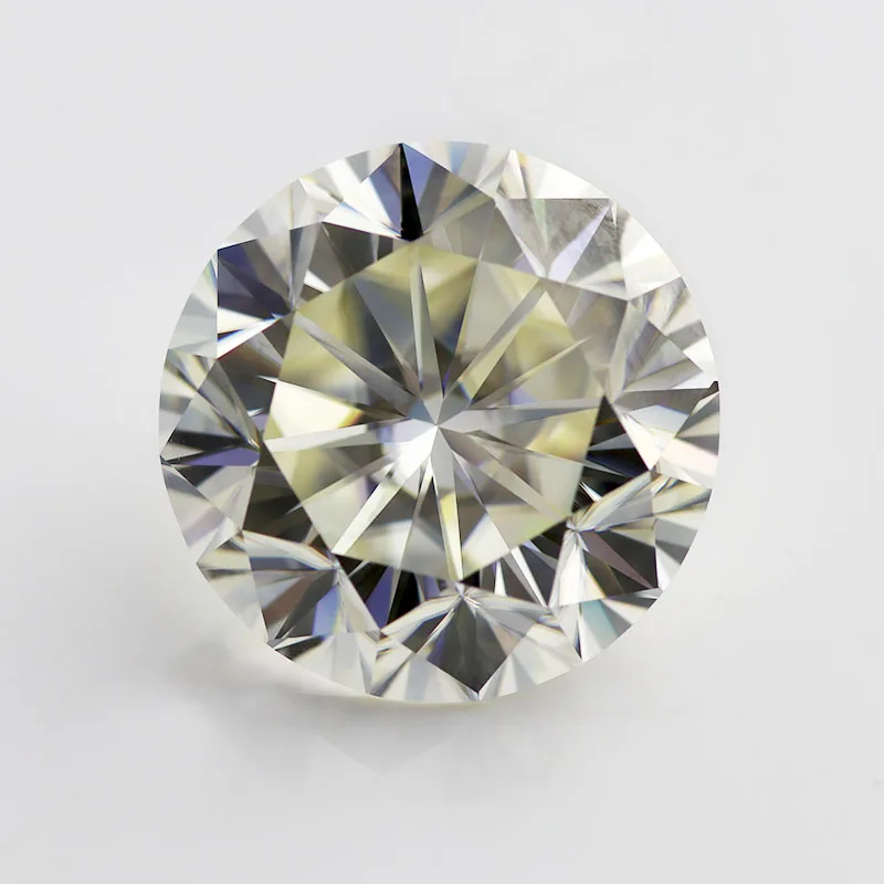 Moissanite IJ цвет 4 3 мм 0.36ct желтоватого бриллиантового ограненного сертификата Charles