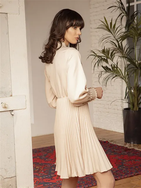 Платье C.H.I.C