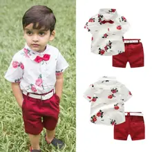 Милый костюм джентльмена для маленьких мальчиков Детская рубашка с короткими рукавами и галстуком-бабочкой в цветочек Топы+ красные шорты с поясом летний комплект, модная одежда