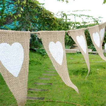 

Romantic Triangle Flag Hearts Print Banner Wedding Decorations Linen Hanging Flag with Rope Pennant Home Decors Party Supply