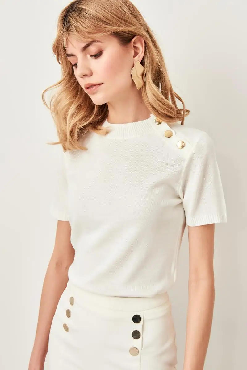 

Trendyol Women Button Turtleneck Ecru Gray Powder Women Knitwear Sweater TWOSS19IS0039