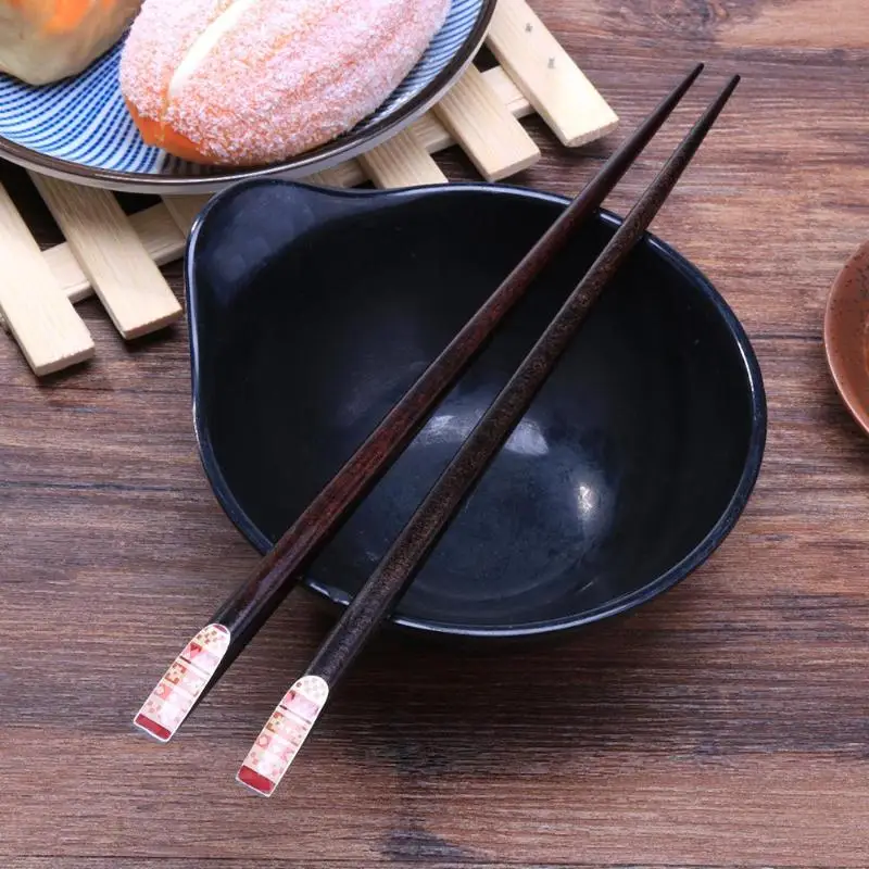 

New Popular Japanese Chopsticks Tied Tip Line Natural Wood Chopsticks Sushi Chopsticks Black Iron Wood Students Retro Tableware