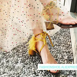 2018 Лидер продаж, Весенняя женская летняя обувь кожаные сандалии перо с перекрестной шнуровкой на среднем каблуке сандалии женские стринги