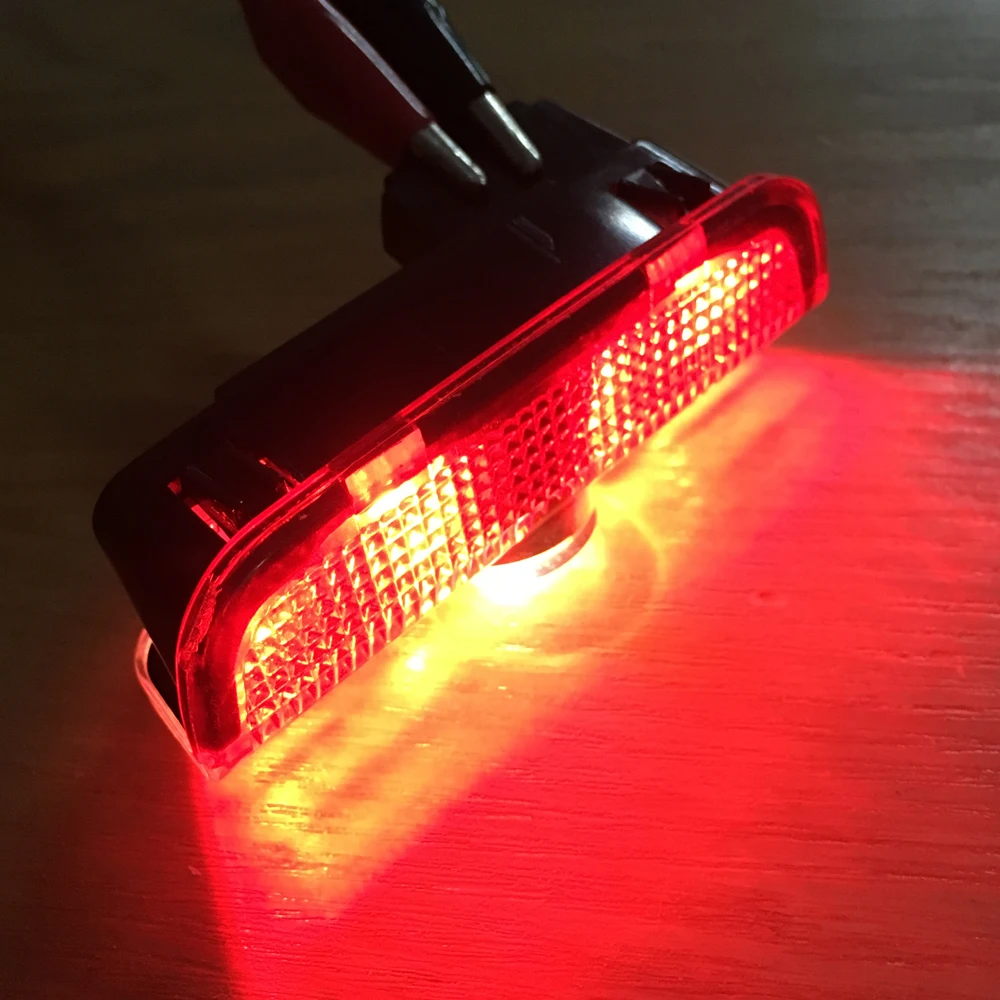 

2Pcs car door LED Courtesy Lamp logo emblem Ghost Shadow Laser Projector light For Porsche BOXSTER CAYMAN MACAN 911 CARRERA4