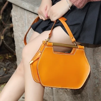 

New Arrival Women Messenger Bags 100% Genuine Leather Famous Brands Shell Handbags Casual Shoulder Bag Brown Black Crossbody Bag