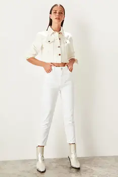 

Trendyol White High Waist Mom Jeans Casual Skinny Denim Pencil Pants TWOSS19LR0246