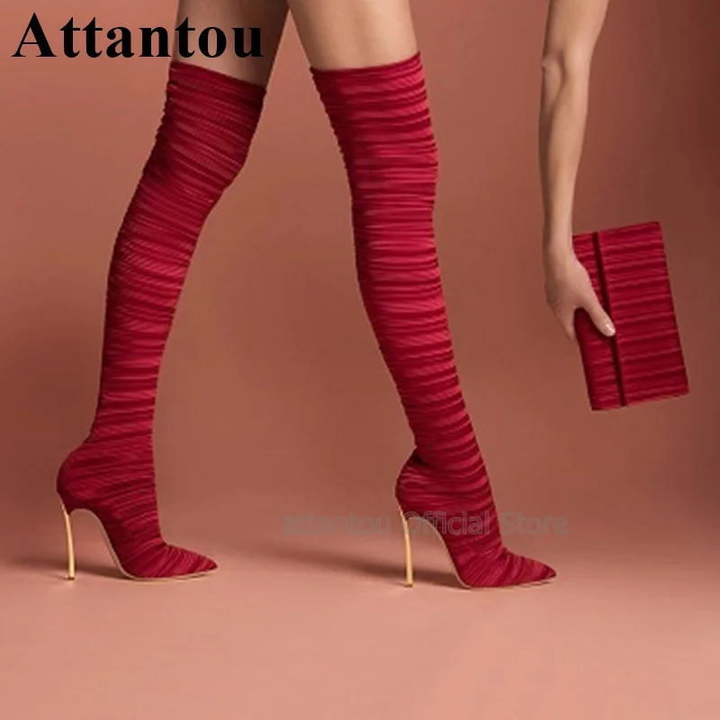 Модные женские высокие сапоги выше колена; цвет красный, черный; женская обувь на высоком металлическом каблуке золотистого цвета; высокие сапоги до бедра с острым носком