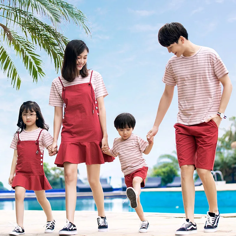 

Family Clothing Mother Daughter Dress Father Son Cotton T-shirt Short Pants Men Women Child Matching Family Clothes Set