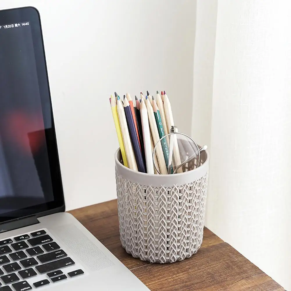 

Fashion Hollow Rattan Style Plastic Pen Holder Office Stationery Storage Box