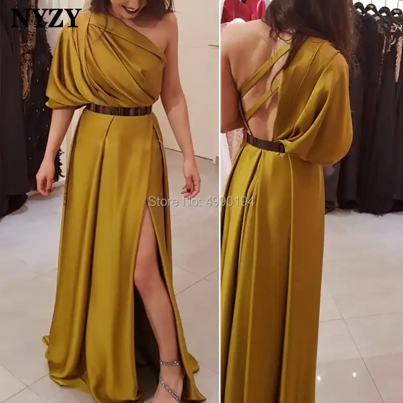 Robe En Satin Doré 2025
