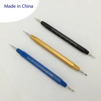 

Ear Watchband Scale Group Clocks And Watches Maintenance Worker Have Discharge Watchband Table Dismantling Auricular Needling