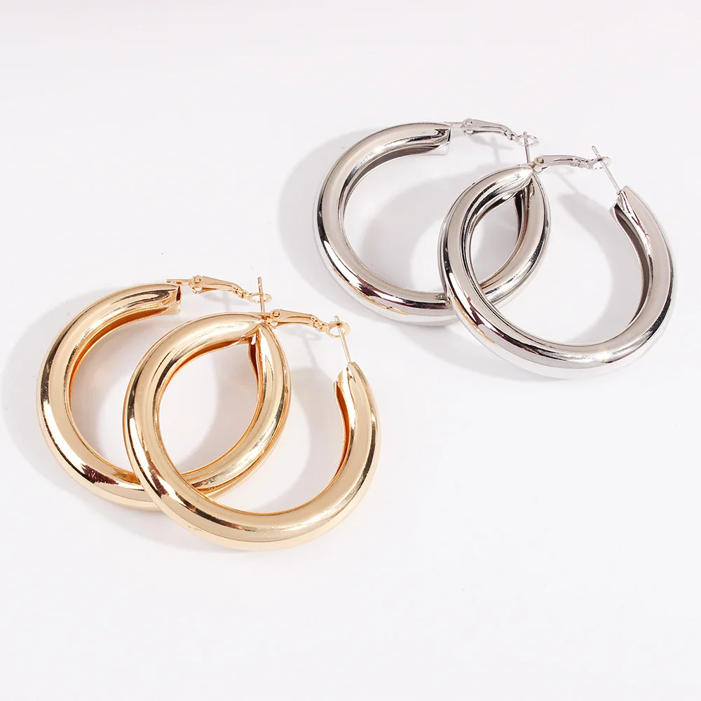

2019 New Arrival Gold Silver Color Circle Drop Earrings Simple Alloy Big Round Wives Drop Earrings Gifts For Women Party Gift