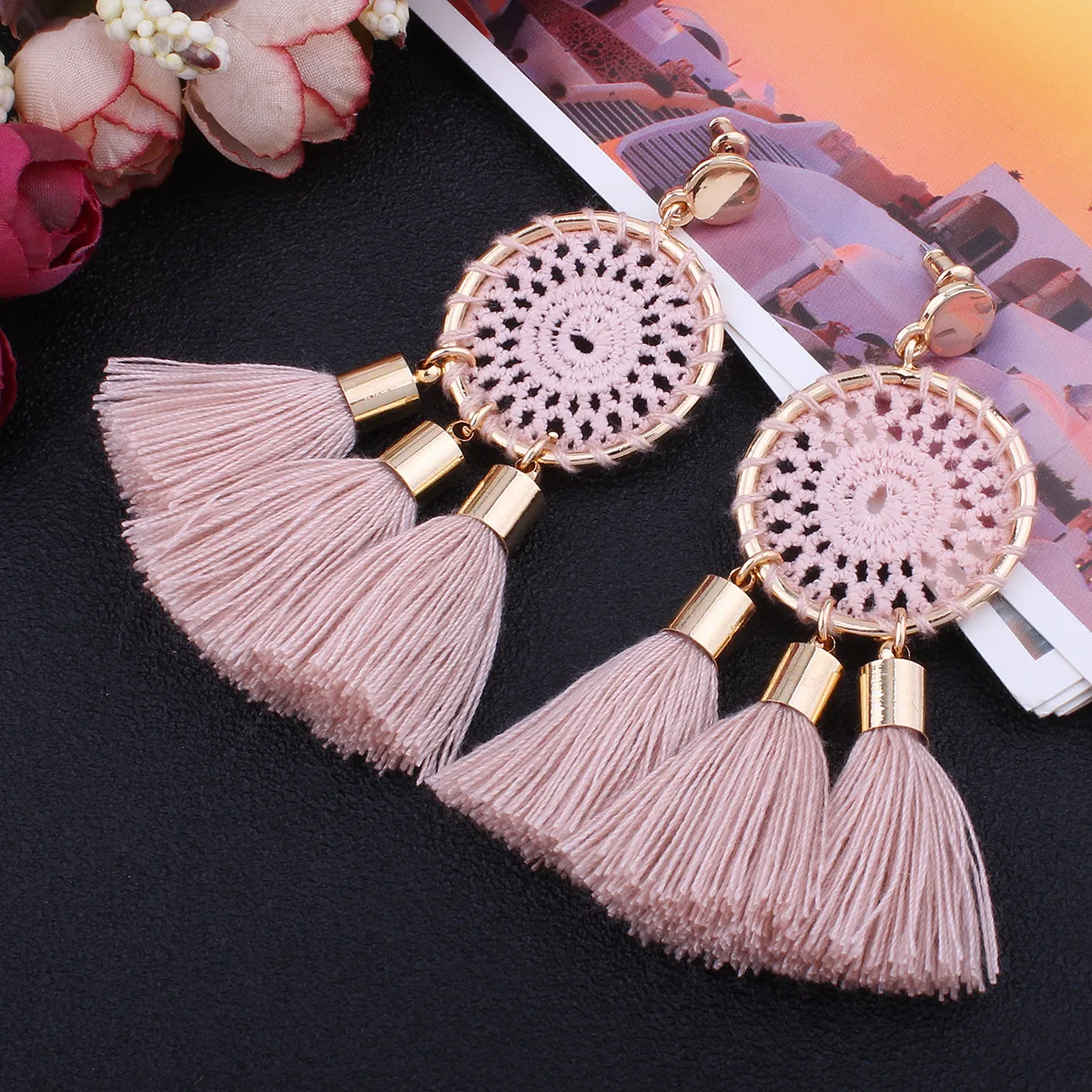 

2019 Charm Female Earrings Spring and Summer New Earrings Knitted Mesh Round Earrings Simple Fringed Handmade Earrings