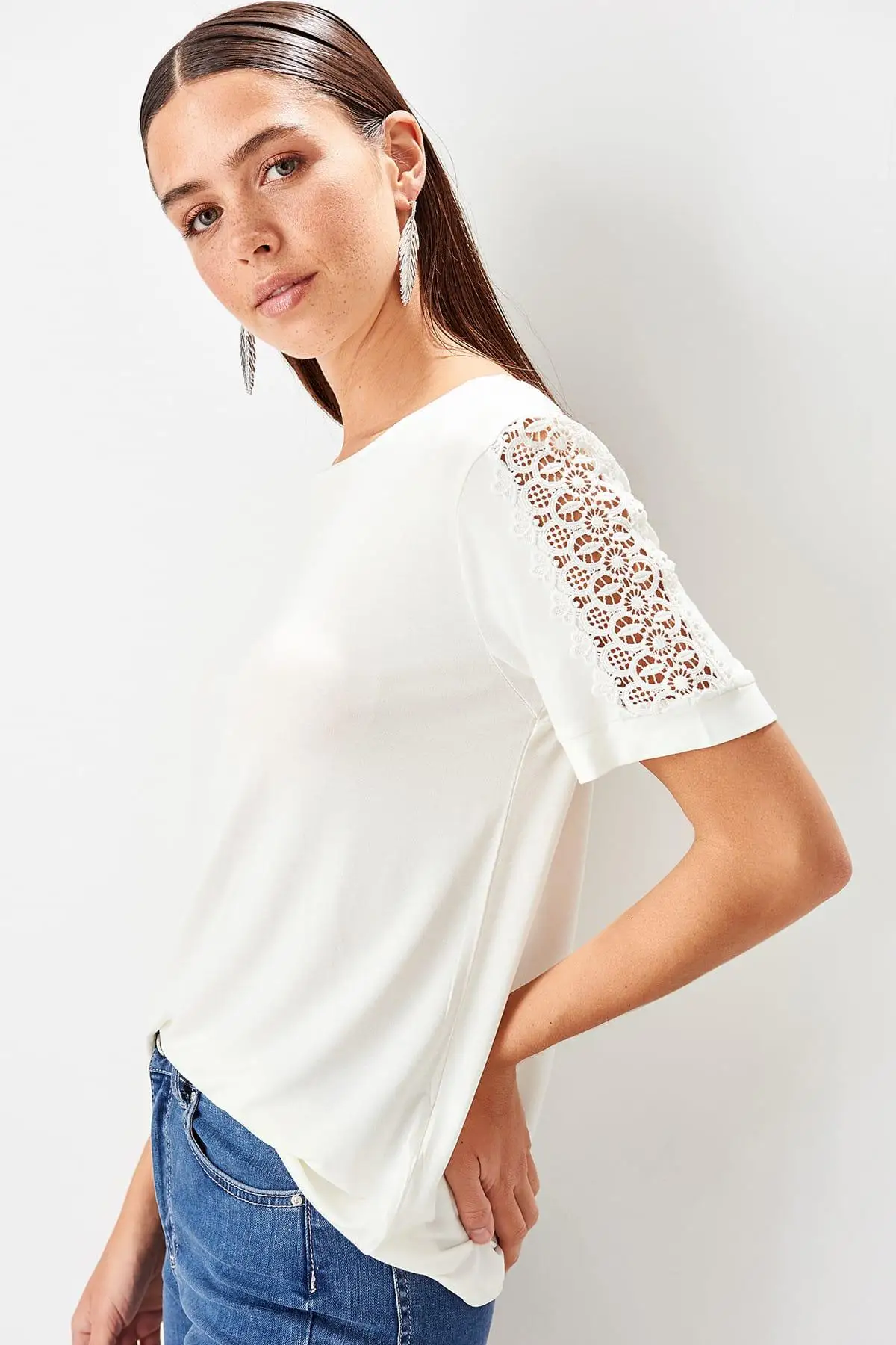 Trendyol белая трикотажная блузка с ручками TWOSS19YN0243 |