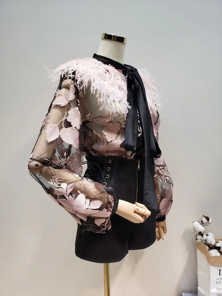 LANMREM Новая летняя модная женская одежда с круглым вырезом без рукавов с высокой талией, Цветочная вышивка, Лоскутная меховая кружевная рубашка WF6550