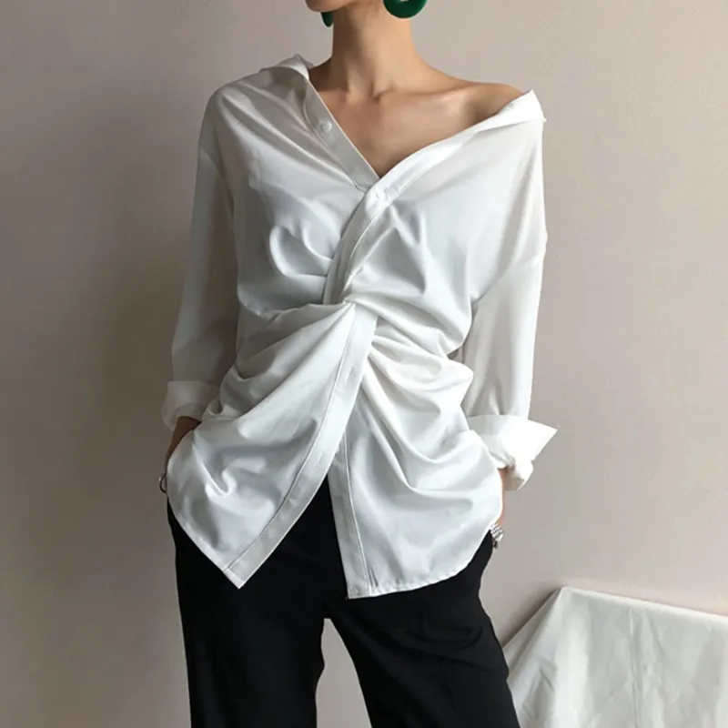TWOTWINSTYLE Повседневная белая женская блузка с открытыми плечами и v-образным вырезом на талии, свободный корейский Топ с длинным рукавом, женская одежда весна