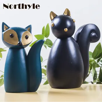 

Nordic style Squirrel resin figurine fox statue for home decoration christmas gift animal figurines wedding favors and gifts