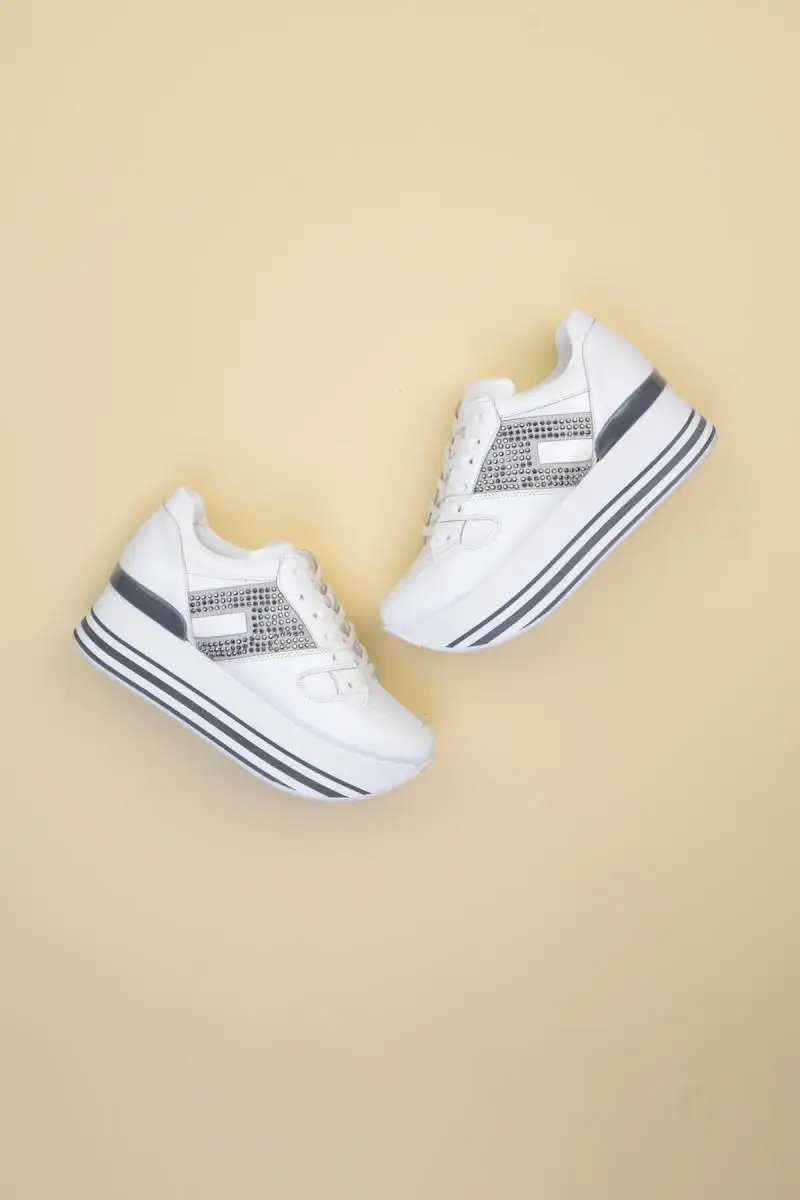 

Bambi White Women 'S Wedges Shoes F0384112043