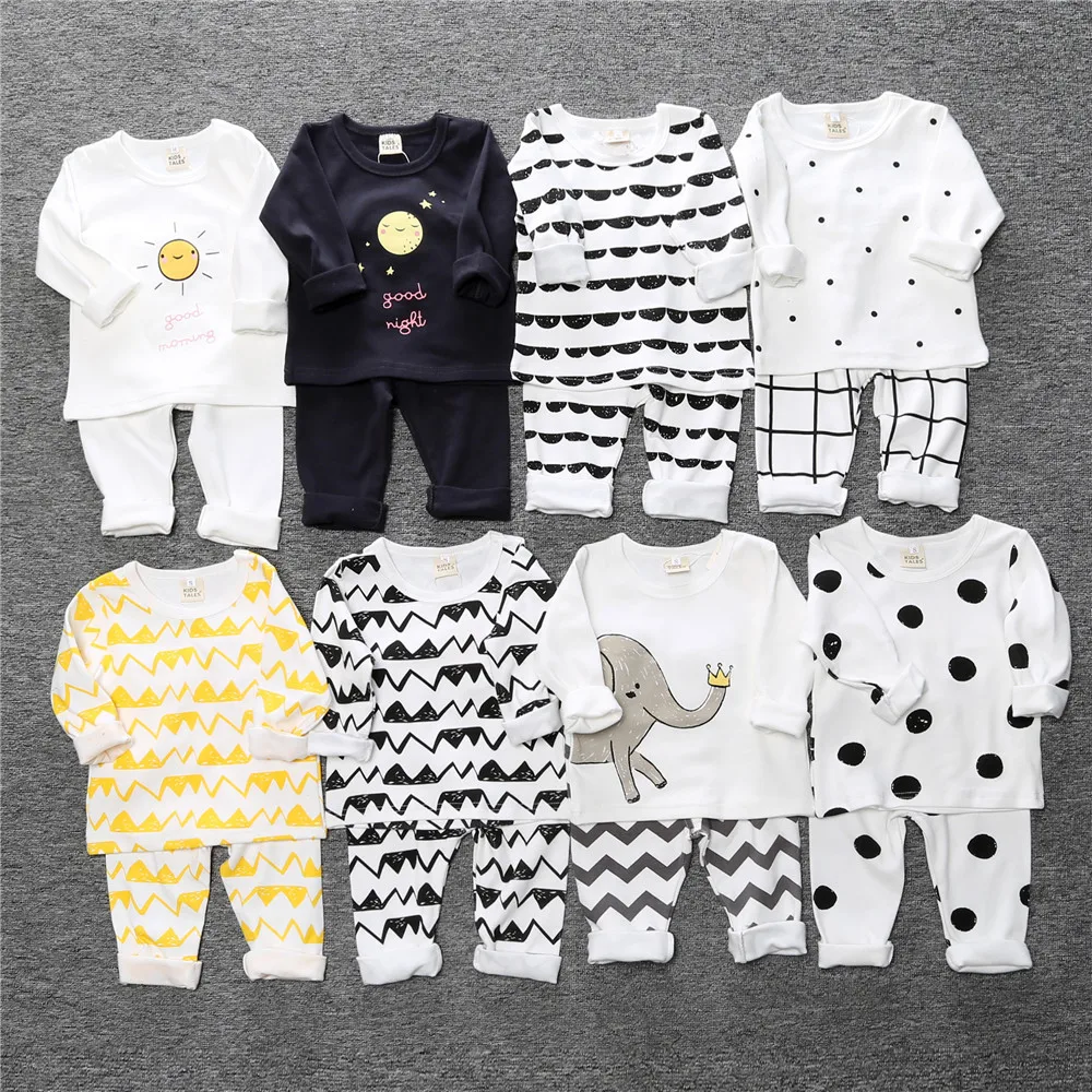 

2 pcs/ set coming home outfits set / Geometric print