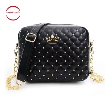 

2019 Hot Sale Dream Small Women Crossbody Fashion Handbag With Crown Mini Rivet Shoulder Bag Women Messenger Bag Doctor Handbag