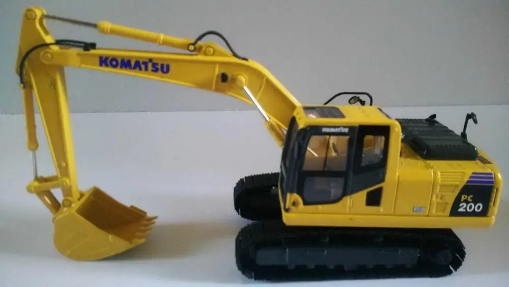 1/43 Komatsu PC200-8MO гидравлический экскаватор с металлическим треком литая модель игрушки