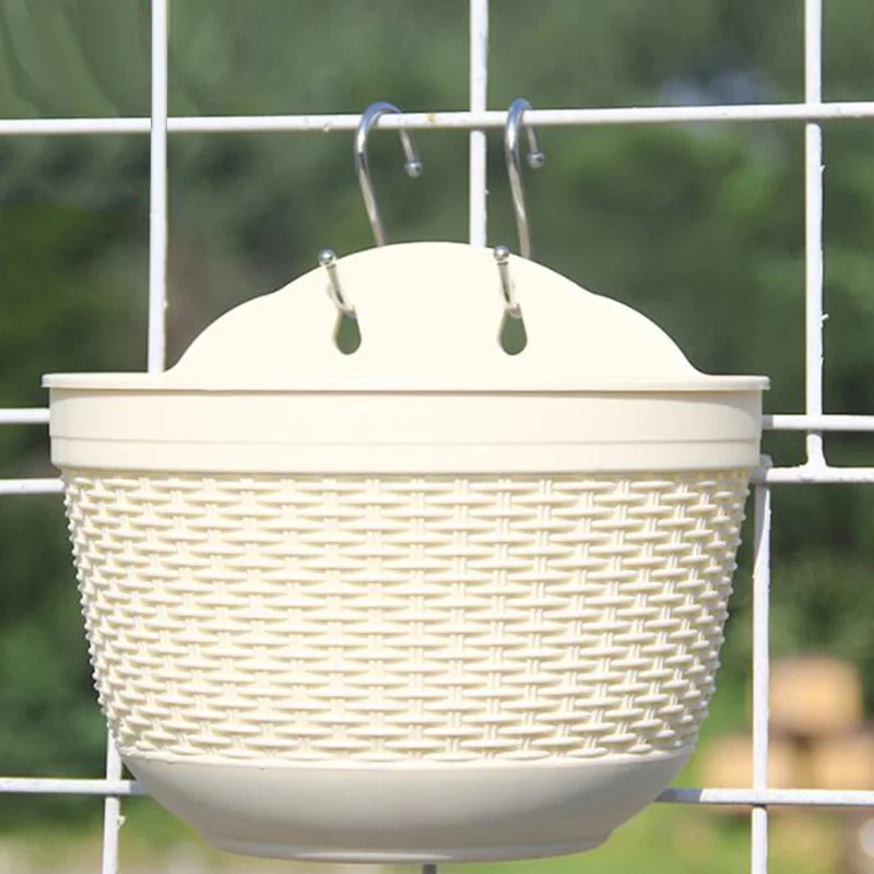 

Semicircular Flower Pot Resin Imitation Rattan Wall Hanging Home Plant Pot Hot