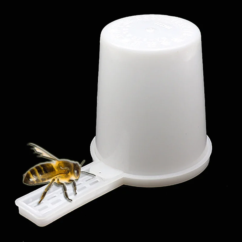 

2 Pcs Beekeeping Honey White Entrance Feeder Bee Supplies Keeping Bee Hive Cages Plastic Beekeeper Tools Equipments New