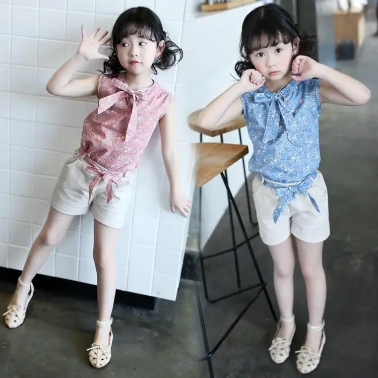 

Summer Girls Outfits Set Kids Fashion Small Floral Bow Vest Shorts Two-Piece Set Kids Girl Casual Cool Clothing