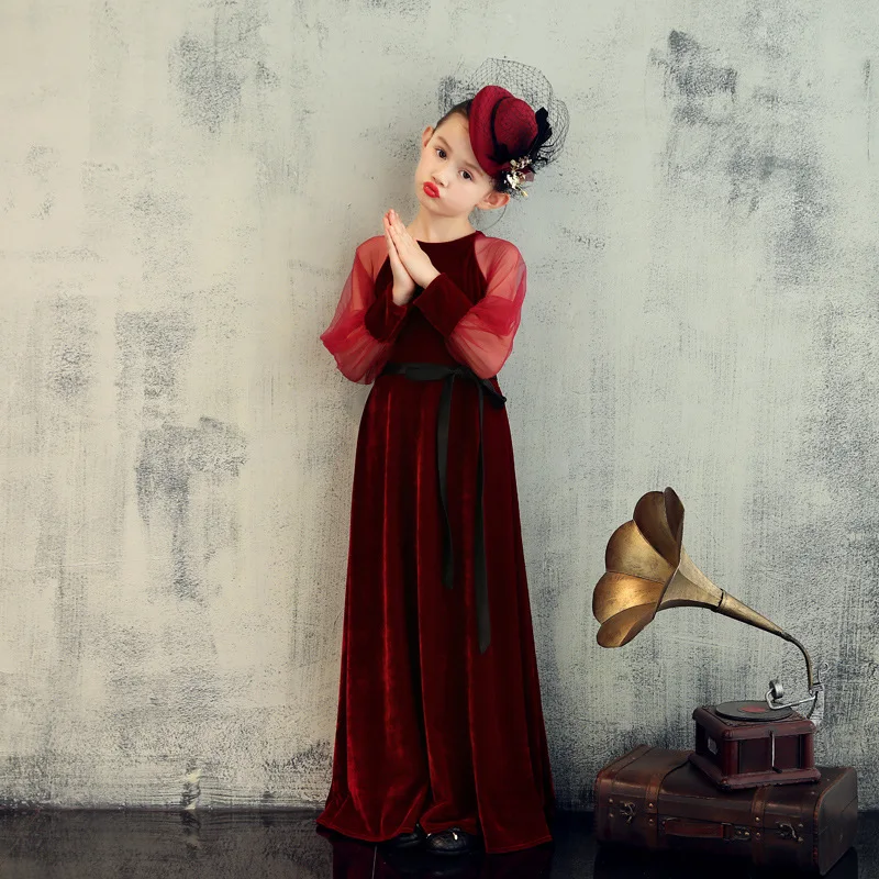 

Autumn and Winter New Children's Dresses Christmas Girls Velvet Long Piano Temperament Long Dress