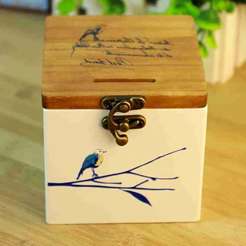 

Wooden Money Treasure Box Retro Piggy Bank Solid Wood Money Box Saving Pot Treasure Box with Hole Lock