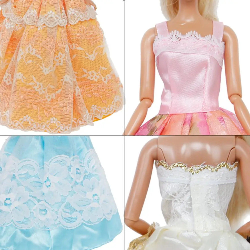 1 x Random Handmade Lace Wedding Dress Evening Party Ball Gown Dollhouse Accessories Princess Clothes for Barbie Doll Lot Style