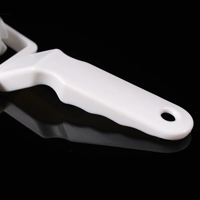 1Pc DIY Plastic A Mesh Modeling Dough Cutter Cake Hob Fondant Mold Tool Baking Tool Pizza Tools Net Roller Lattice DC156