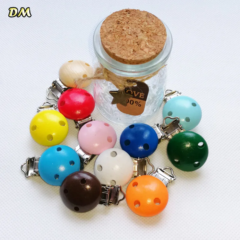 

1pcs Wooden pacifier Clips Round Wooden Clip Charms For Baby Pacifier Chain Teether Toys