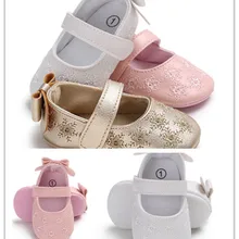 Кожаная обувь принцессы для маленьких девочек; Новинка; сезон осень-весна; детские мокасины для новорожденных девочек; мягкая обувь для малышей; 0-18 месяцев