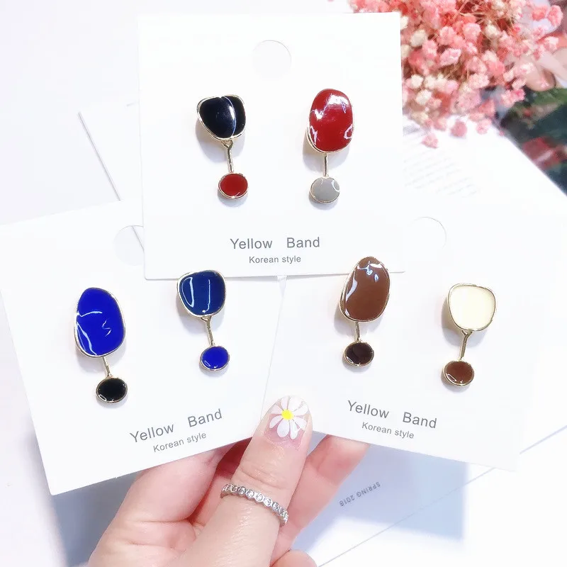 

2019 Korean New Vintage Personality Geometric Irregular Square Water Drop Enamel Asymmetric Earrings For Women Fashion