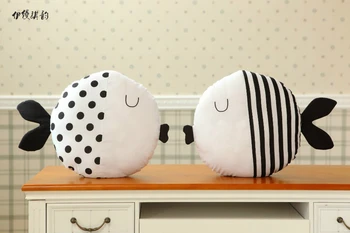 

Kawaii Black White Kiss Fish Decorative Pillows Cojines Creative Animal Plush Doll Toys Cushion Fish Shapes Decorated dormitory