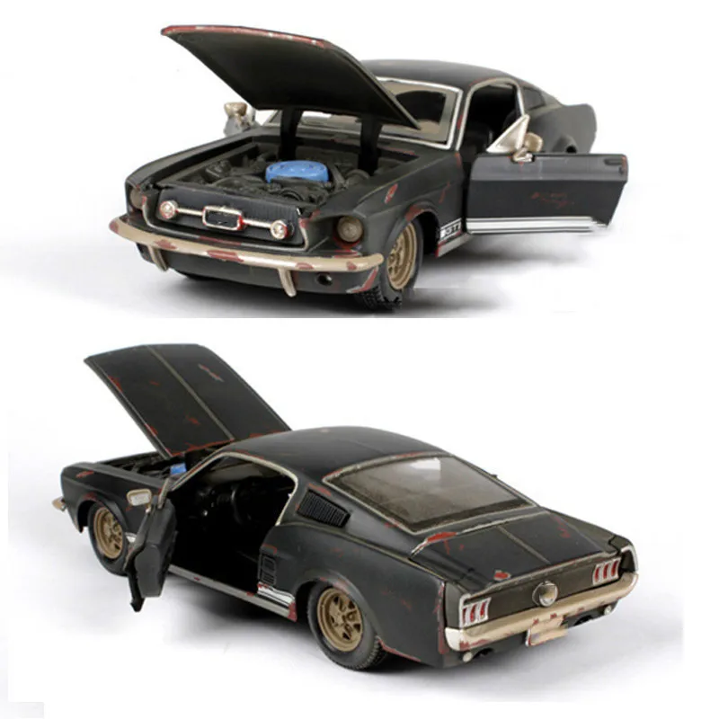 

New special casting children's toys Maisto 1:24 1967 Mustang Gt black sports car 1/24 alloy die-casting model car toy car