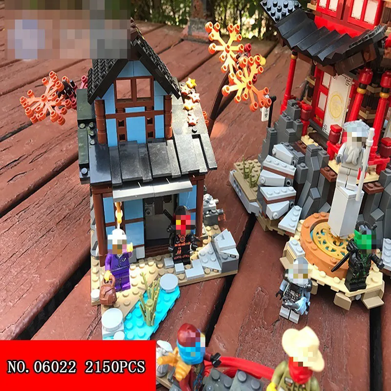 

Lepin Block Plastic 06022 Ninja Series Temple Village Scene Assembling Alpinia Oxyphylla Building Blocks Children Toys 2150pcs