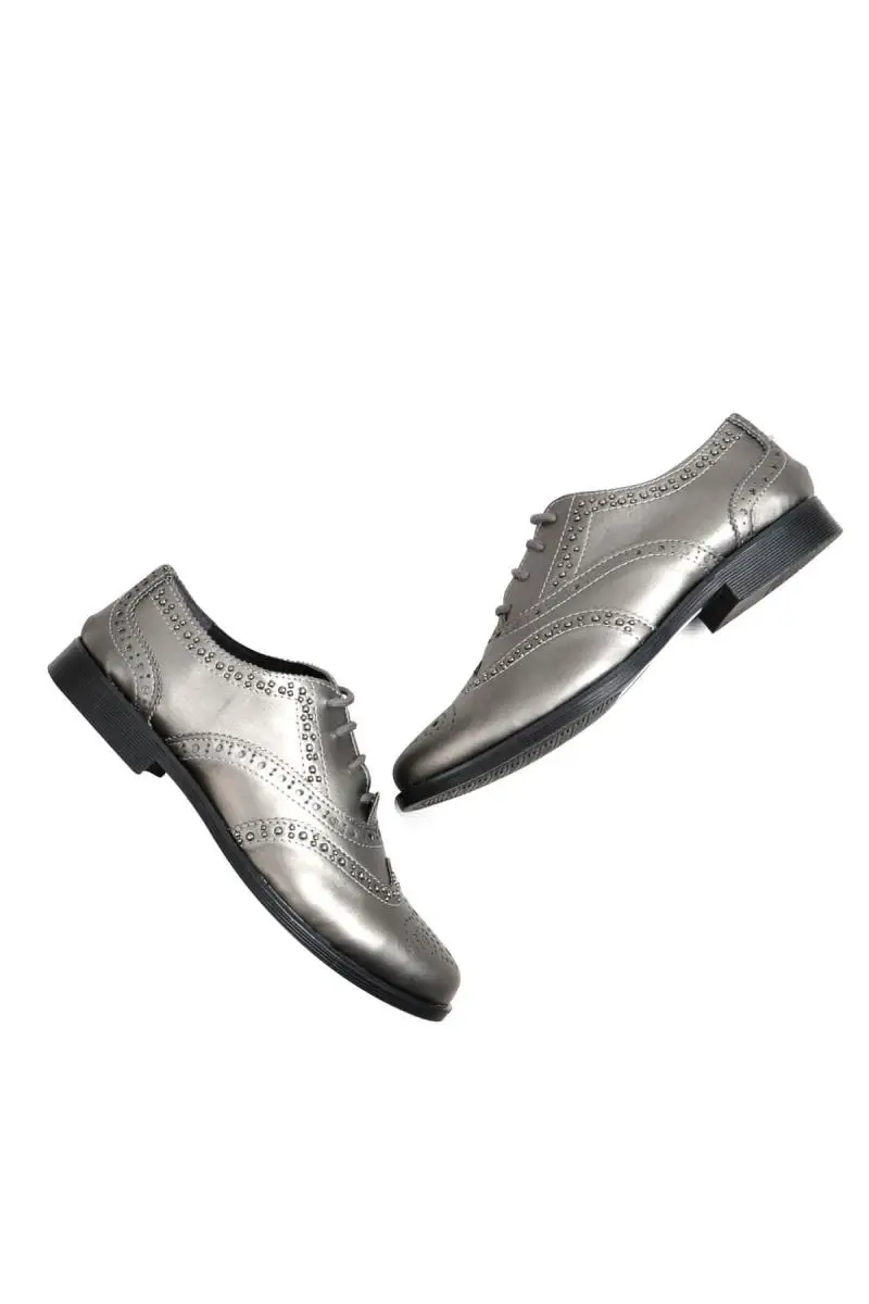 

Bambi Lead Female Shoes E0261130009